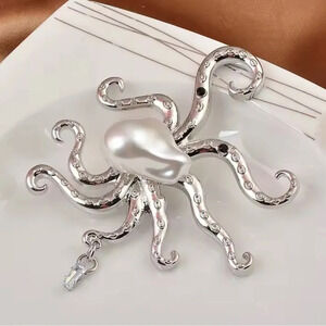 Octopus Silver Pearl Brooch